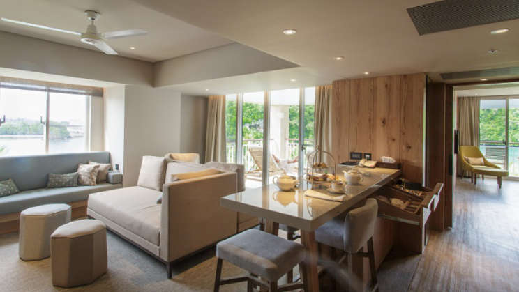 Palau Royal Resort Suite